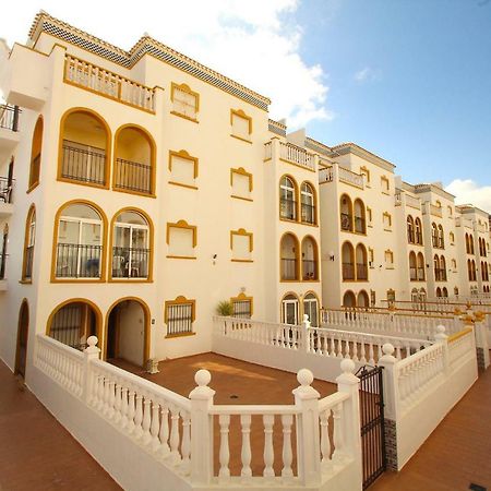 Casa Maria Apartment โอริอุเอลา ภายนอก รูปภาพ